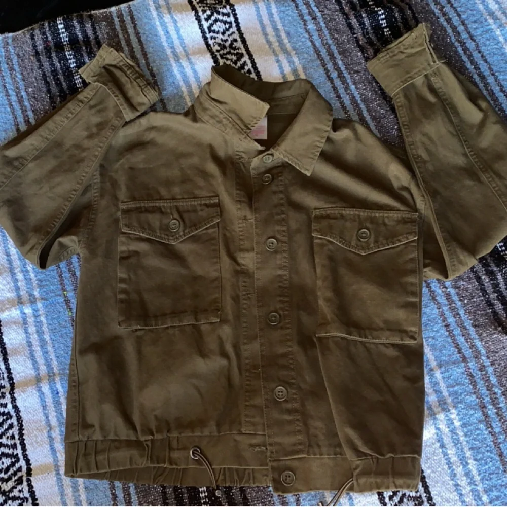 Utility Jacket - Picture 2 of 7